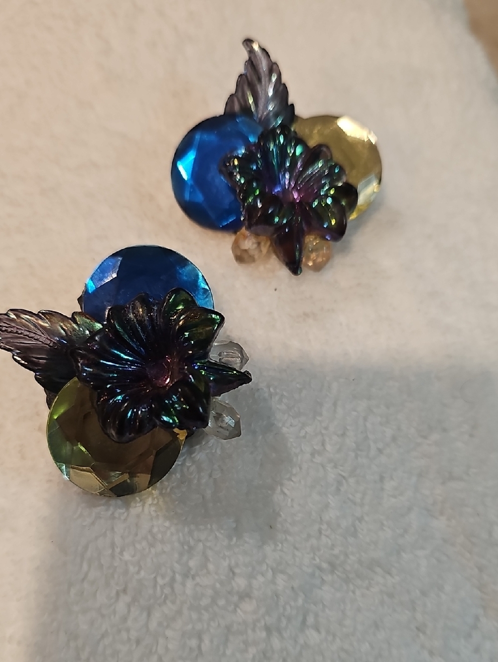 Clip On EarringMulticolor Floral Crystal  Earrings - Iridescent Blue & Green